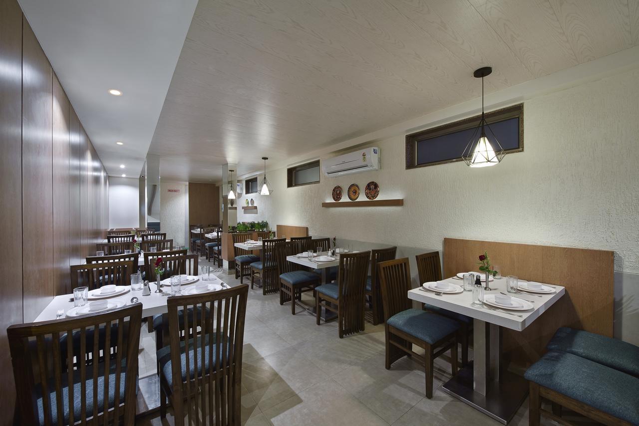 The Eastern Hotel Ankleshwar Exterior photo